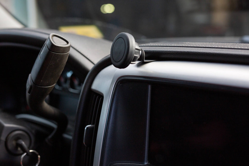 Chevrolet/GMC Phone Mount Course Motorsports